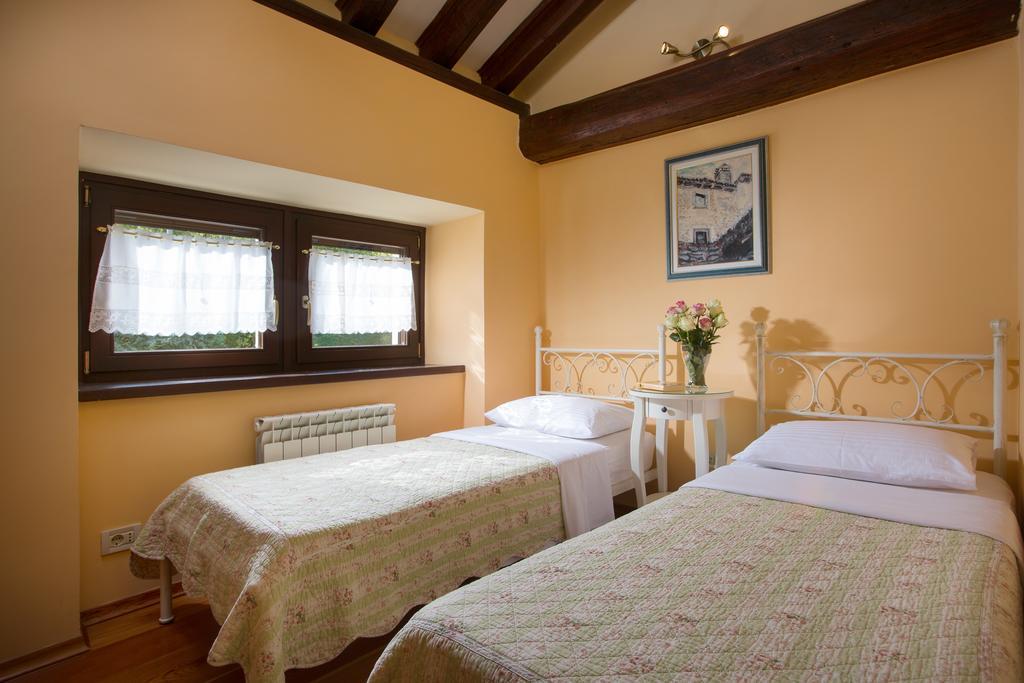 Villa Momiano With Private Pool Momjan Εξωτερικό φωτογραφία